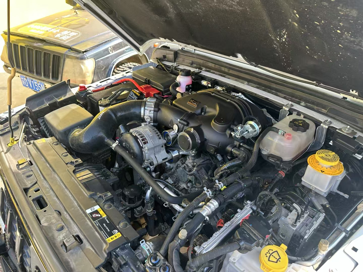 Jeep Gladiator 3.6L V6 Supercharger Kit USA shipping worldwide