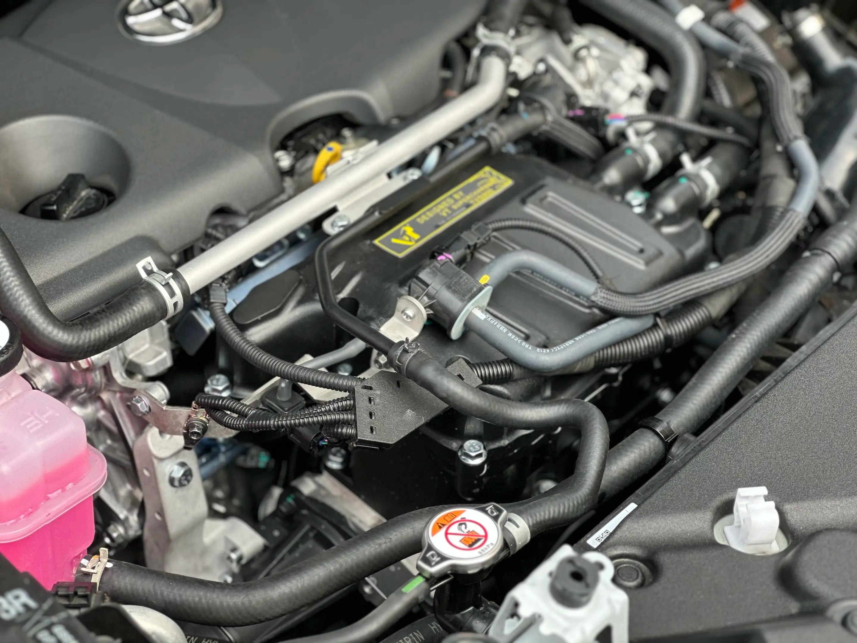 Toyota Sienna 2.5L Hybrid Upgraded by VT Supercharger Kit